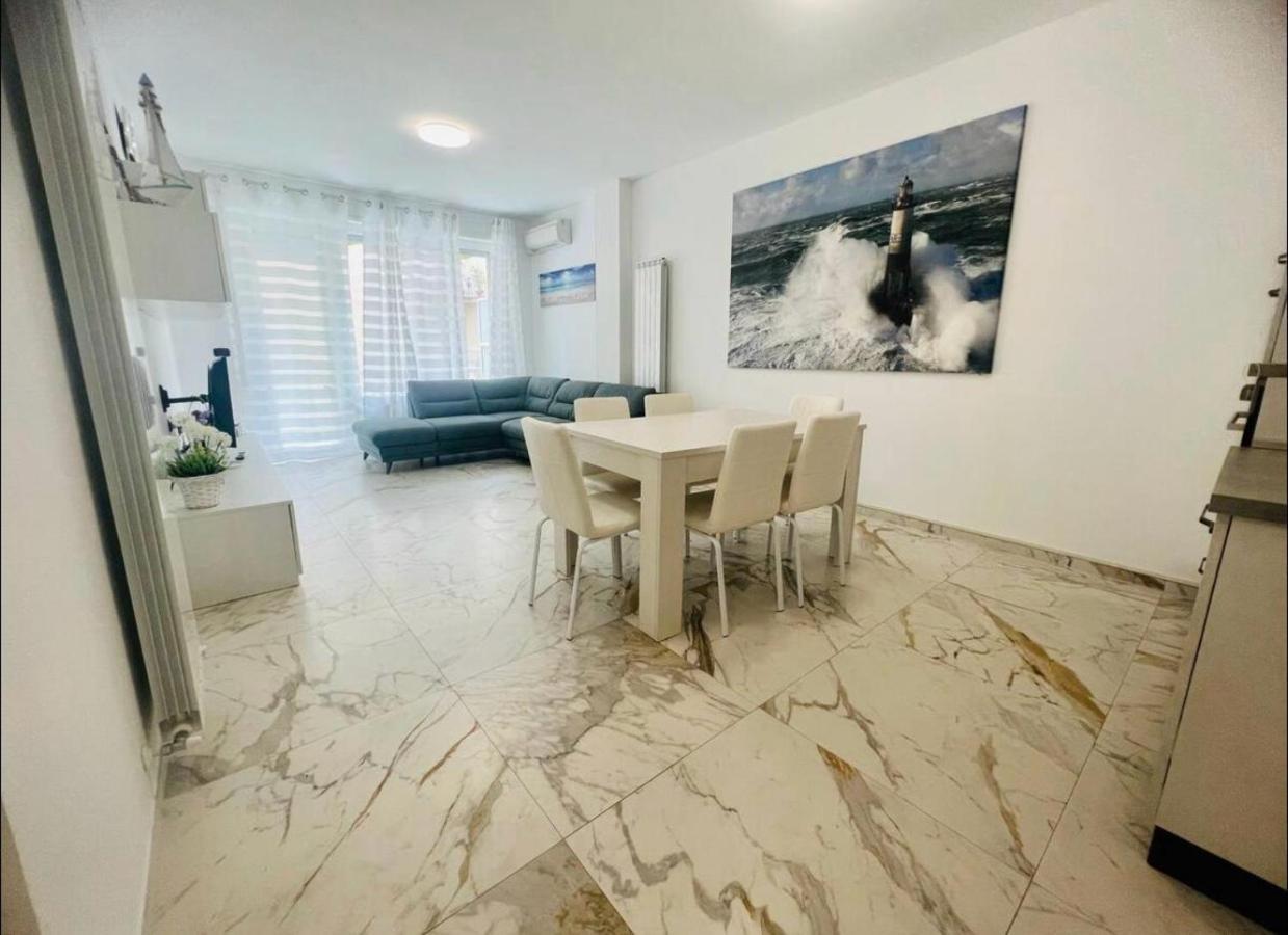 Elegante Trilocale Casino Di Apartment Sanremo